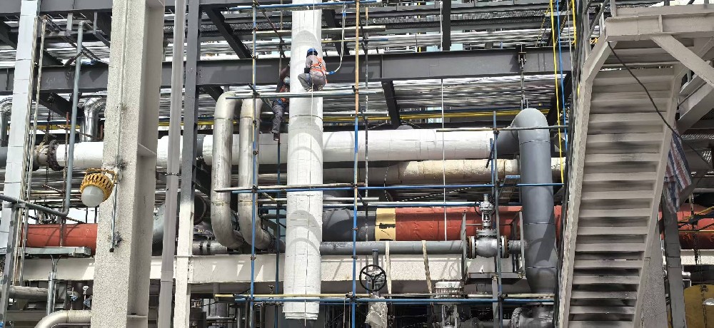 Aerogel insulation on-site application and installation